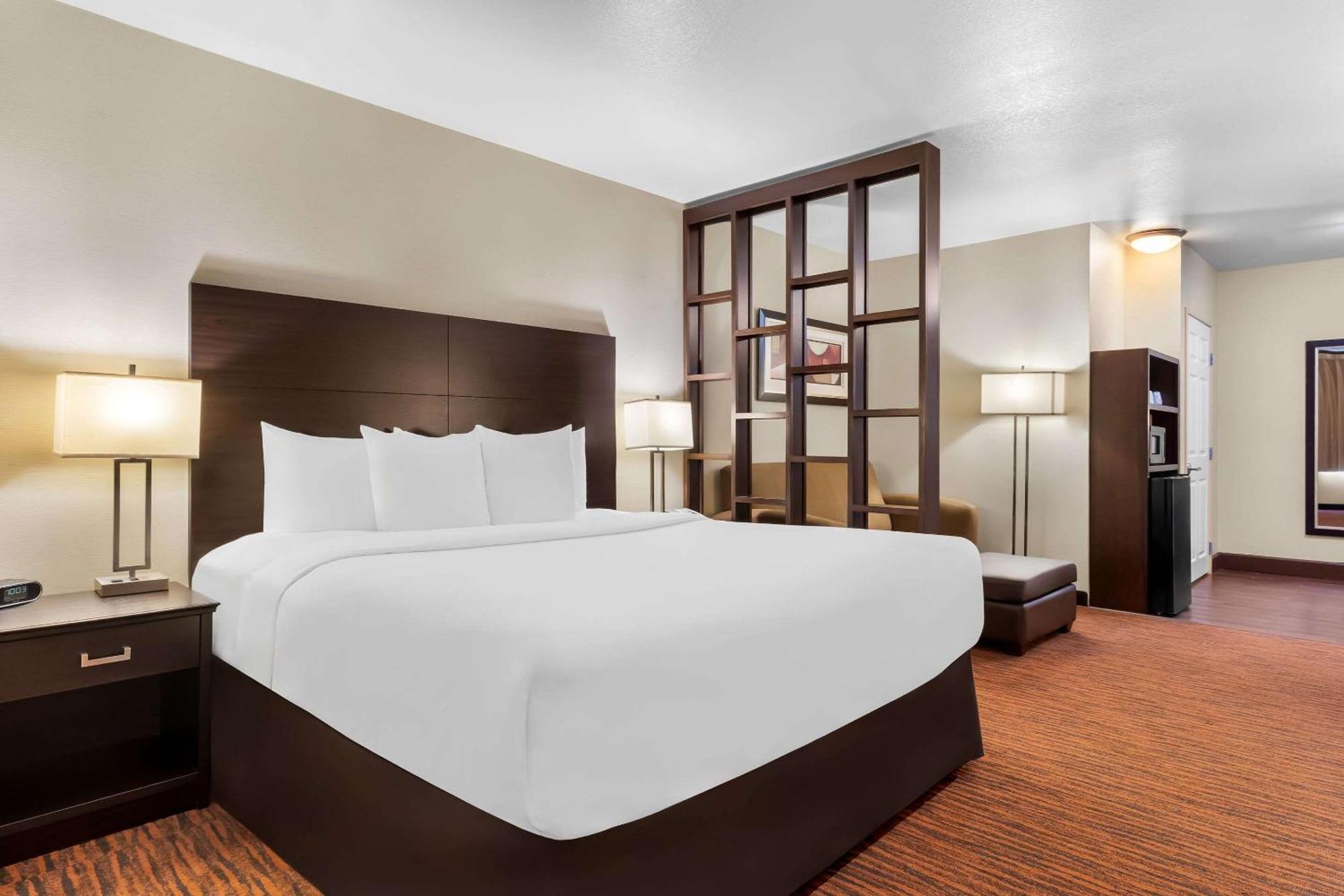 คอมฟอร์ต สวีท Hotel โคลวิส ภายนอก รูปภาพ