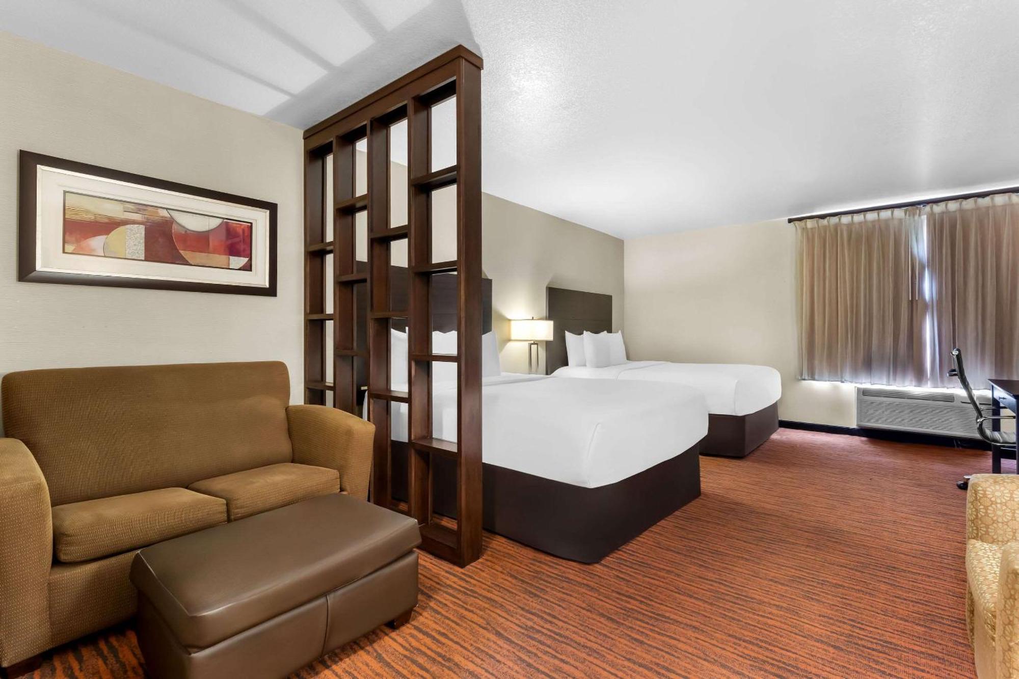 คอมฟอร์ต สวีท Hotel โคลวิส ภายนอก รูปภาพ